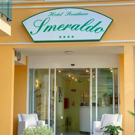 Residence Suite Smeraldo Риччоне Экстерьер фото