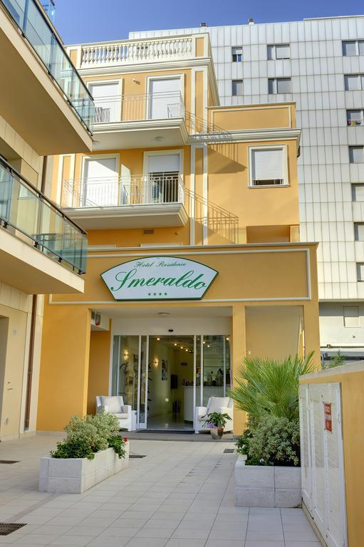 Residence Suite Smeraldo Риччоне Экстерьер фото
