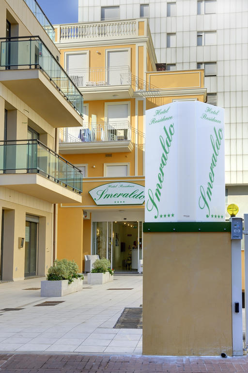 Residence Suite Smeraldo Риччоне Экстерьер фото